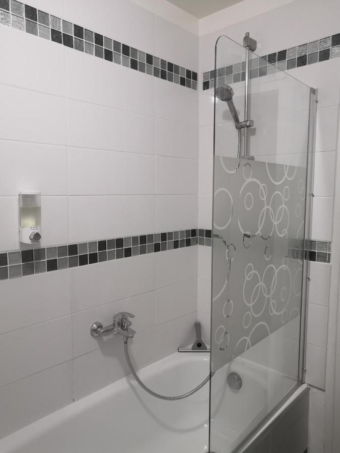 Charmant Studio Alesia Париж Экстерьер фото